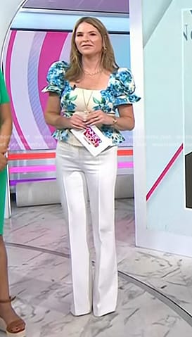 Jenna’s floral puff sleeve top and white pants on Today