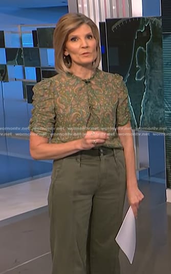 Kate Snow’s green paisley print top and jeans on NBC News Daily