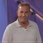 Kevin Costner’s grey knit polo on The Kelly Clarkson Show