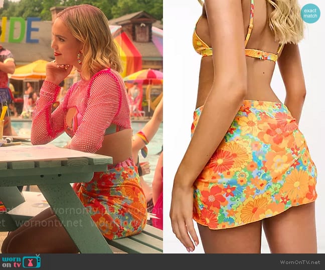 Kulani Kinis Mini mesh sarong in Rumba Rose floral print worn by Imogen Adams (Bailee Madison) on Pretty Little Liars Original Sin