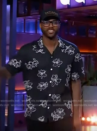 Kwame Onwuachi's black floral print shirt on The Kelly Clarkson Show