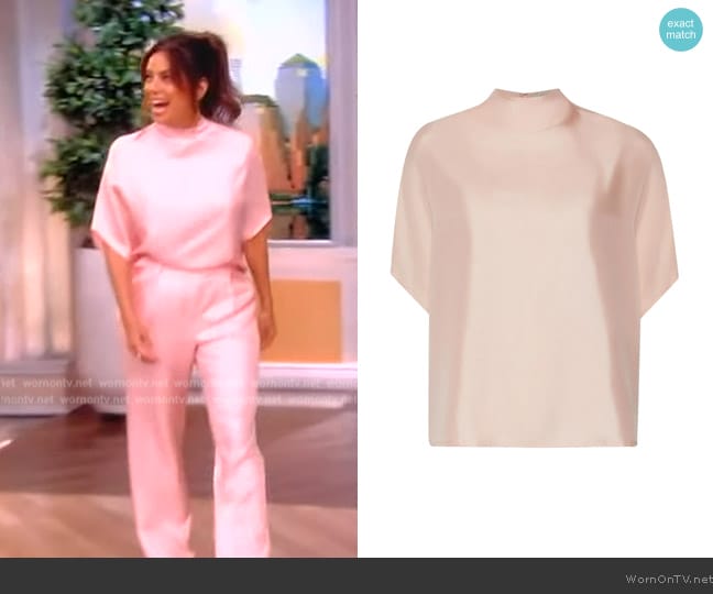 LaPointe Silky Twill Cape Tee worn by Eva Longoria on The View