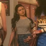 Noa’s grey cropped tee and denim skirt on Pretty Little Liars Original Sin