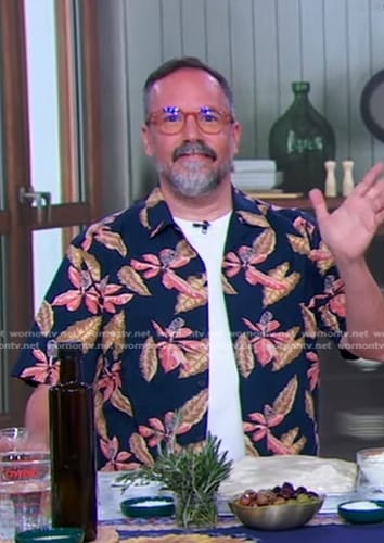 Renato Poliafito's navy floral shirt on Today