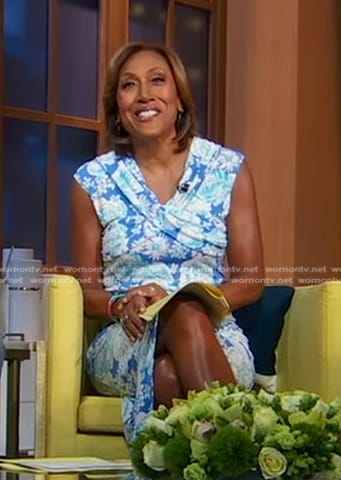 Robin’s blue floral v-neck dress on Good Morning America