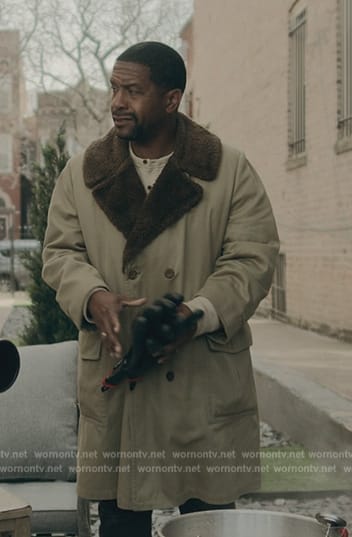 Darnell's shearling collar coat on The Chi