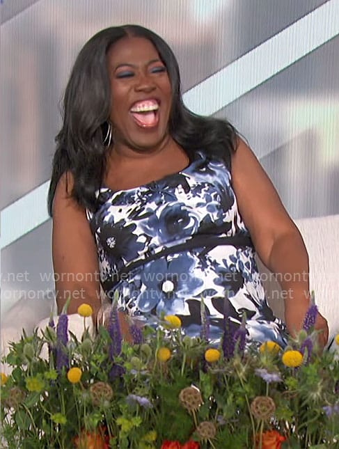 Sheryl's blue floral sleeveless dress on The Talk