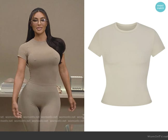 Skims Fits Everybody T-Shirt worn by Kim Kardashian (Kim Kardashian) on The Kardashians