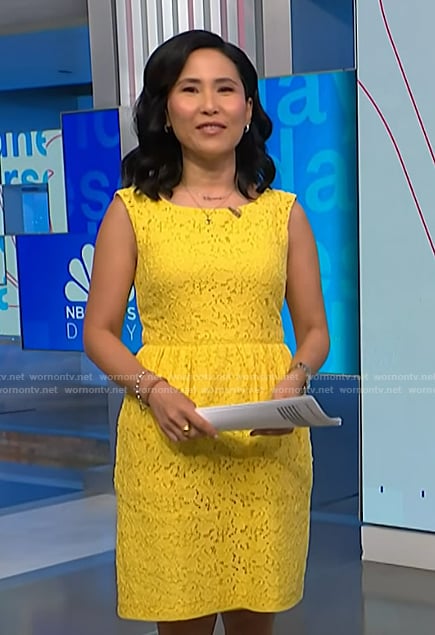 Vicky's yellow sleeveless lace dress on Today