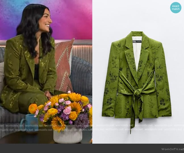 Zara Bow Jacquard Blazer worn by Zoya Biglary on The Kelly Clarkson Show