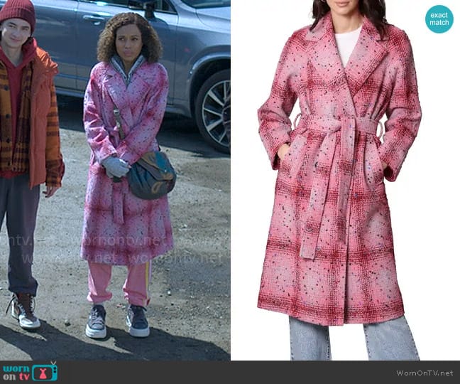 Paige’s pink plaid coat on UnPrisoned