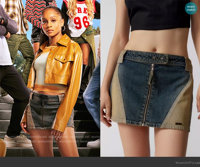 BDG Suki Racer Moto Denim Micro Mini Skirt worn by Simone (Geffri Hightower) on All American Homecoming