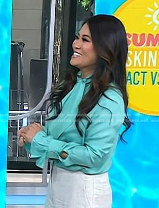 Dr. Sandra Lee's mint blue tie neck blouse on Today