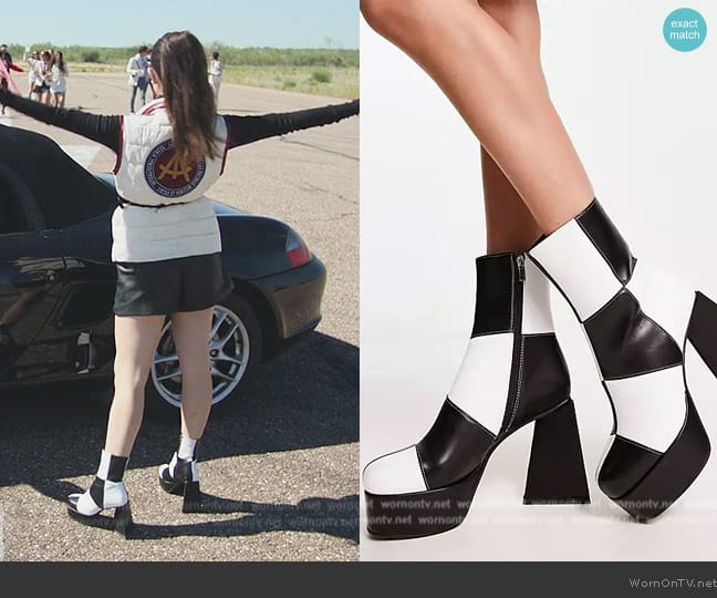 ASOS Lamoda Wait A Minute platform ankle boots in patched monochrome worn by Emilia Krawiet (Ane Rot) on Elite