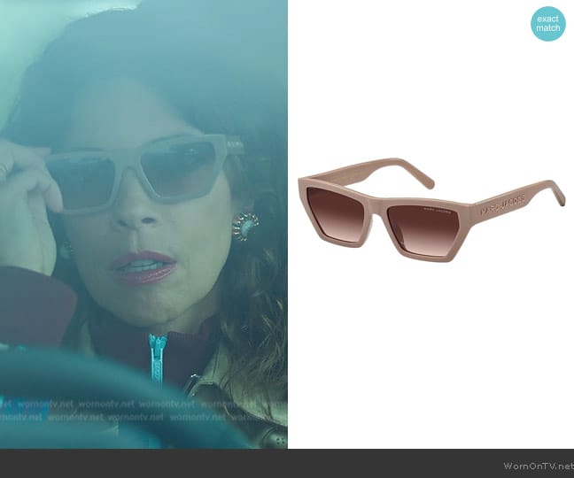 Marc Jacobs 657 Beige and Brown Sunglasses worn by Carmen (Maribel Verdú) on Elite