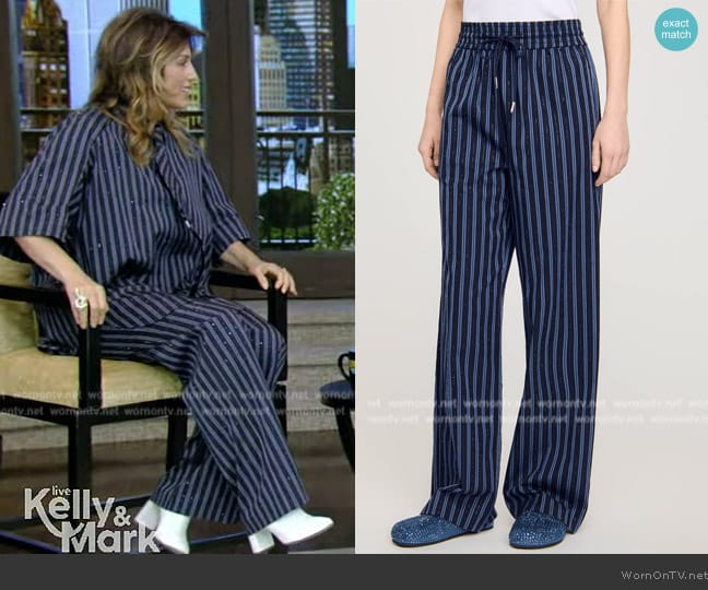 Sandro Wightfall Wide Leg Pants worn by Jennifer Esposito on Live with Kelly and Mark