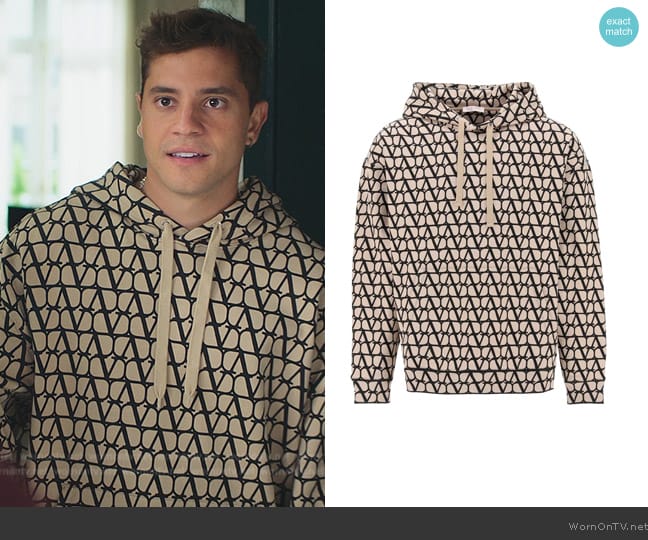 Valentino Drawstring Long-Sleeved Hoodie worn by Iván Carvalho (André Lamoglia) on Elite