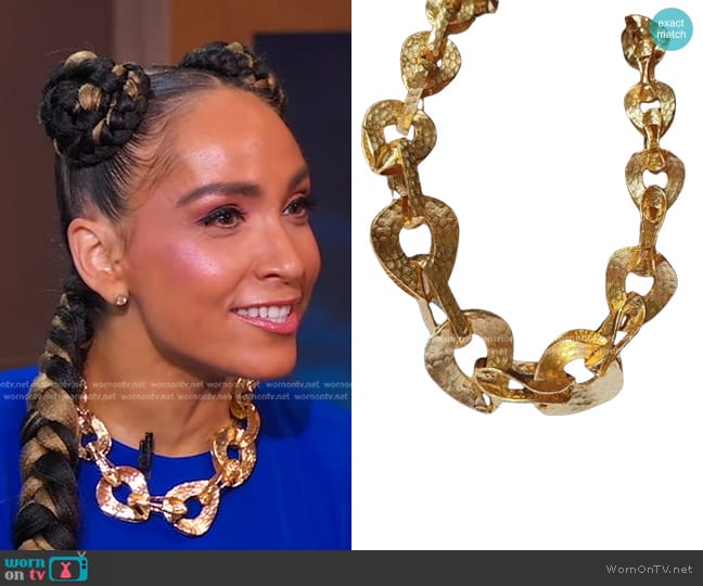 Zara Gold Link Necklace worn by Robin Arzón on Good Morning America