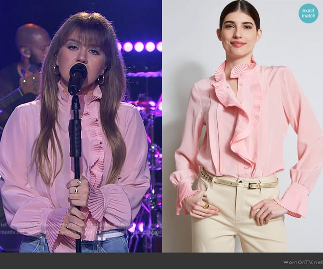 Elie Tahari Pleated Silk Shirt worn by Kelly Clarkson on The Kelly Clarkson Show