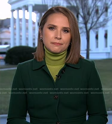 Elizabeth Schulze’s green coat on Good Morning America
