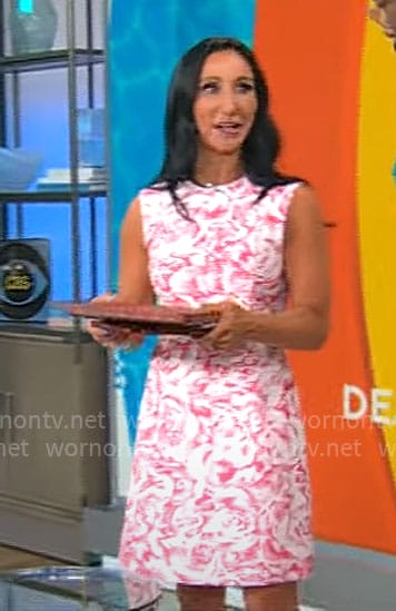 Elizabeth Werner's pink and white rose print dress on CBS Mornings