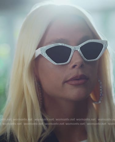 Isadora's white catseye sunglasses on Elite