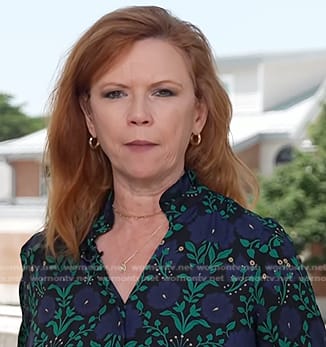 Kelly O’Donnell's navy floral top on NBC News Daily