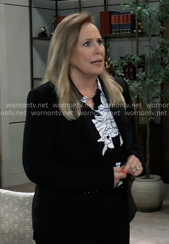 Laura’s black and white floral blouse on General Hospital