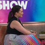 Lily Gladstone’s rainbow stripe skirt on The Kelly Clarkson Show