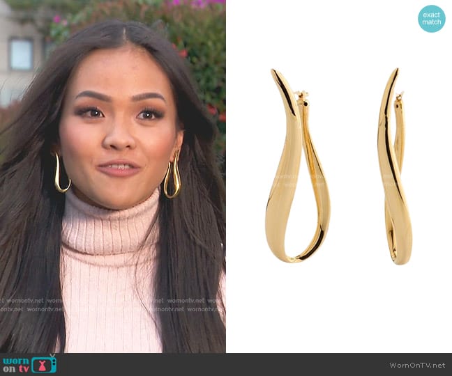 Lisa Nik 18K Golden Dreams Elongated Wavy Earrings worn by Jenn Tran on The Bachelorette