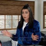 Lois’s blue damask velour tracksuit on General Hospital