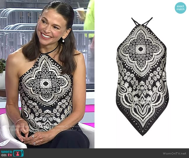 Nili Lotan Audrey Printed Silk Tank in Black Ivory Bandana worn by Sutton Foster on Today