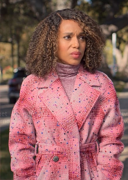 Paige's pink tweed coat on UnPrisoned