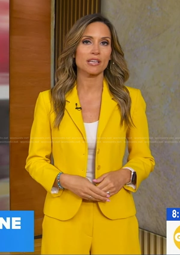 Rhiannon's yellow blazer and pants on Good Morning America