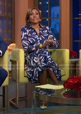 Robin’s blue floral print shirtdress on Good Morning America