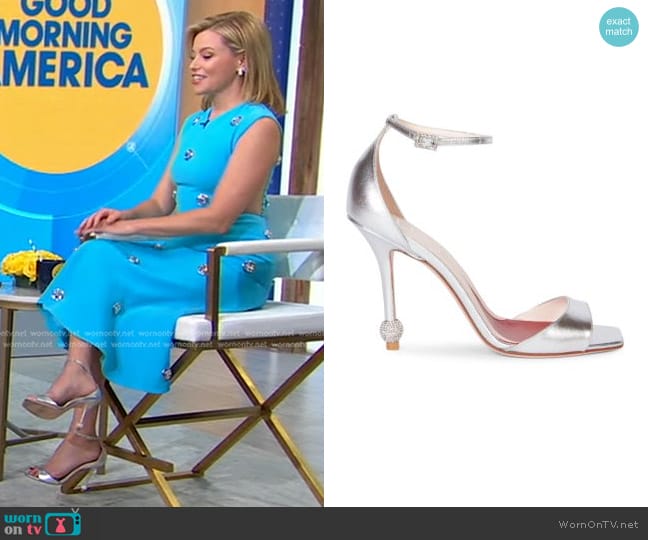 Roger Vivier I Love Vivier Embellished-Heel Metallic Leather Sandals worn by Elizabeth Banks on Good Morning America