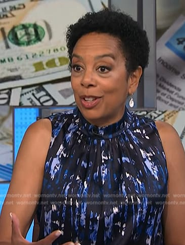 Sharon Epperson's blue floral ruched top on NBC News Daily