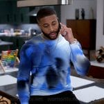 Zac’s blue spray paint print sweater on Tyler Perrys Sistas