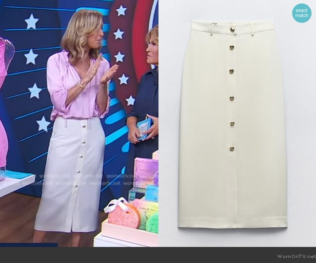 Zara Gold Button Midi Skirt worn by Lara Spencer on Good Morning America