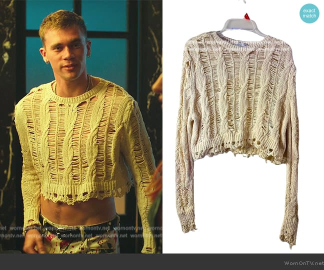 Zara Cream Sweater worn by Eric (Gleb Abrosimov) on Elite