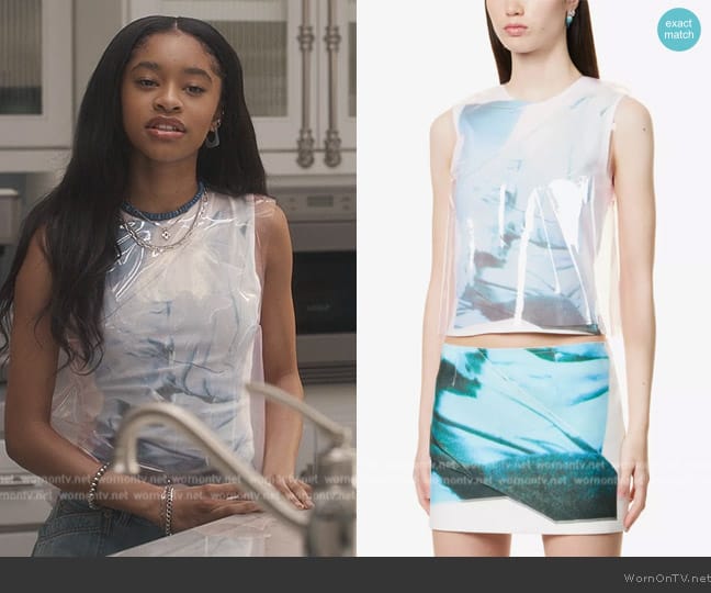 16 Arlington Tarano Trompe L'oeil stretch-woven top worn by Ashley Banks (Akira Akbar) on Bel-Air