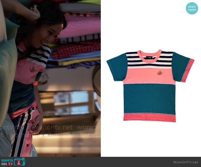 2 Mai Paris T-shirt Color N°14 worn by Mindy Chen (Ashley Park) on Emily in Paris