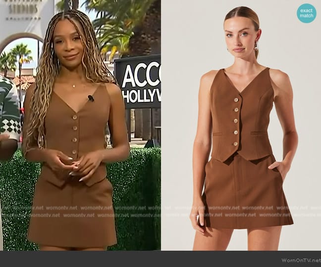 ASTR the Label Tailored Button Up V-neck Vest worn by Zuri Hall on Access Hollywood