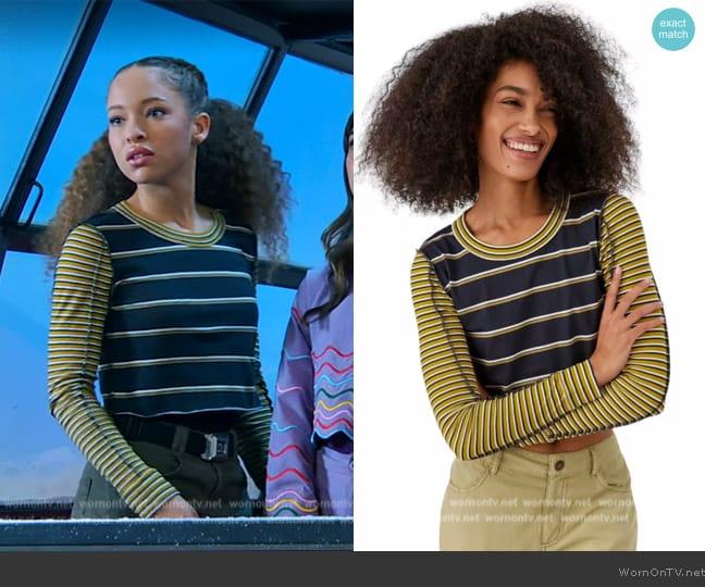 Urban Outfitters Cropped Top worn by Ava (Shelby Simmons) on Bunkd