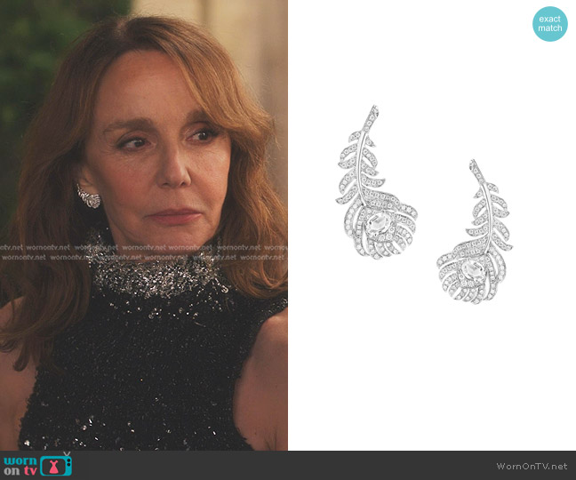 Boucheron Plume de Paon 18K White Gold & Diamond Peacock Feather Clip-On Earrings worn by Sylvie (Philippine Leroy-Beaulieu) on Emily in Paris