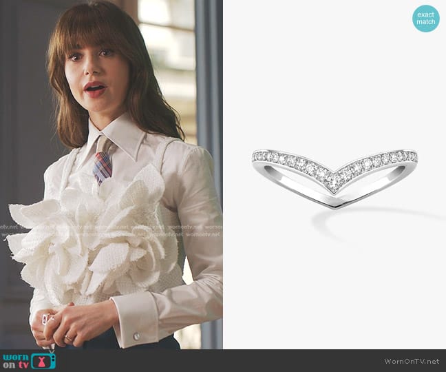 Messika Fiery Diamond Pavé Wedding Ring worn by Emily Cooper (Lily Collins) on Emily in Paris