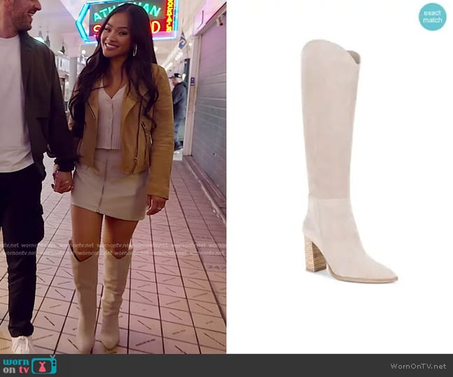 Steve Madden Bixby Boot in Sand Suede worn by Jenn Tran on The Bachelorette