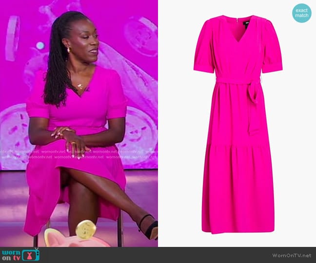 DKNY Gathered Crinkled Jersey Midi Dress in Pink worn by Tiffany Aliche on Good Morning America