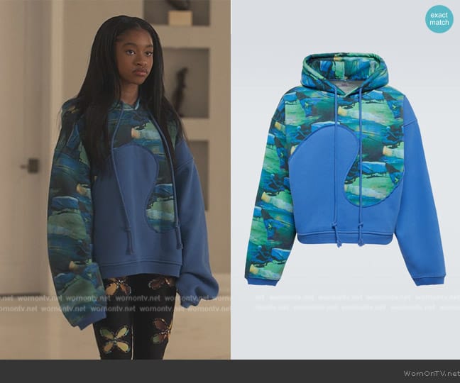 ERL Printed cotton-blend hoodie worn by Ashley Banks (Akira Akbar) on Bel-Air