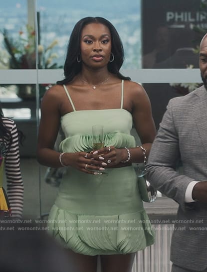 Hilary's green ruffle top and mini skirt on Bel-Air